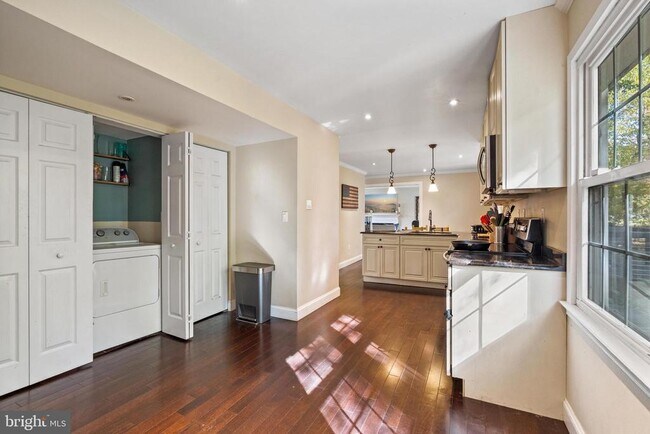 Building Photo - 2307 Ballycairne Ct