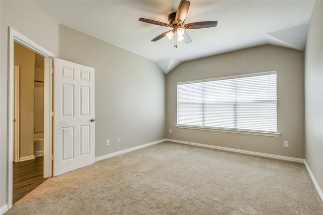 Building Photo - 612 Cove Ct