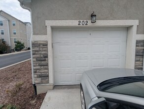 Building Photo - 14474 S Renner Ln