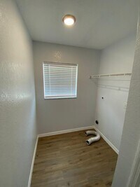 Building Photo - 1193 Hibiscus Dr