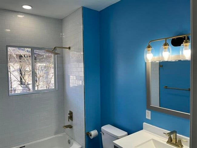 Building Photo - Questions pleas contact Joshua LaFever 501...