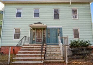 Building Photo - 64 Elm St