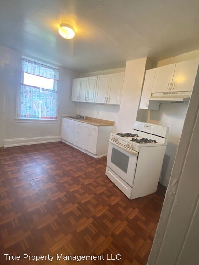 Building Photo - 3 br, 1 bath House - 3127 Baker St