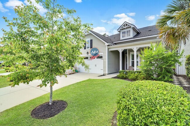 Building Photo - Beautiful custom home in Hampton Lake!