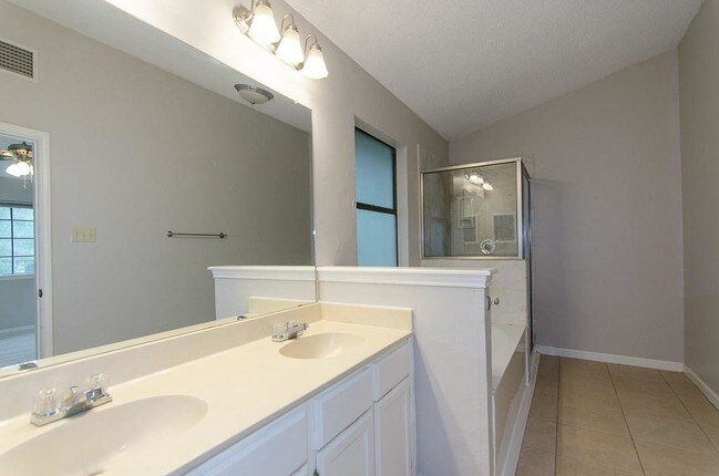 Building Photo - 7010 Buccaneer Trail