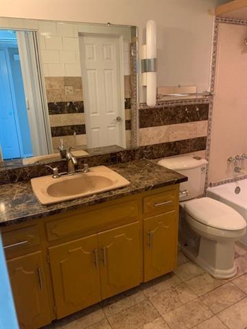 Building Photo - 3016 Mahanna Springs Dr