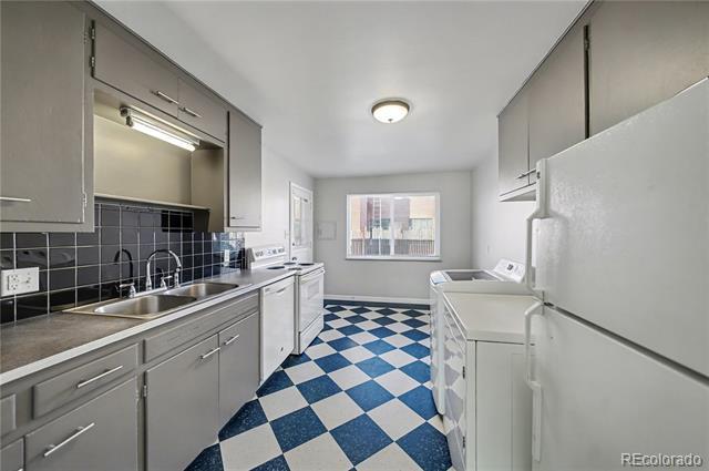 Building Photo - 1461 Jasmine St