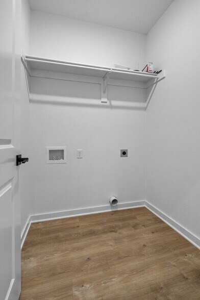 Building Photo - 19 Dumfries Ln