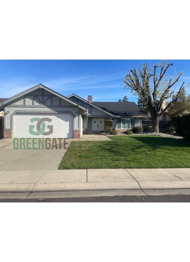 Primary Photo - Beautiful 3 BEDROOM 2 BATH HOME IN MODESTO...