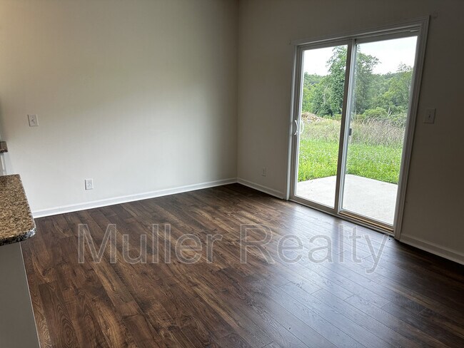 Building Photo - 6048 Bayonet Ln