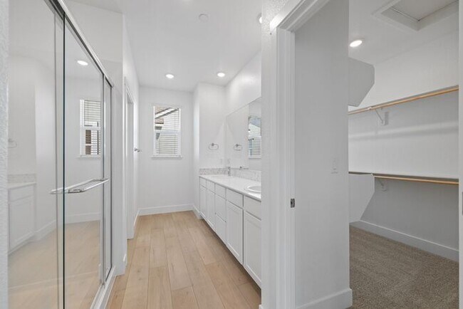 Building Photo - Brand new Arrowcreek Stunner!