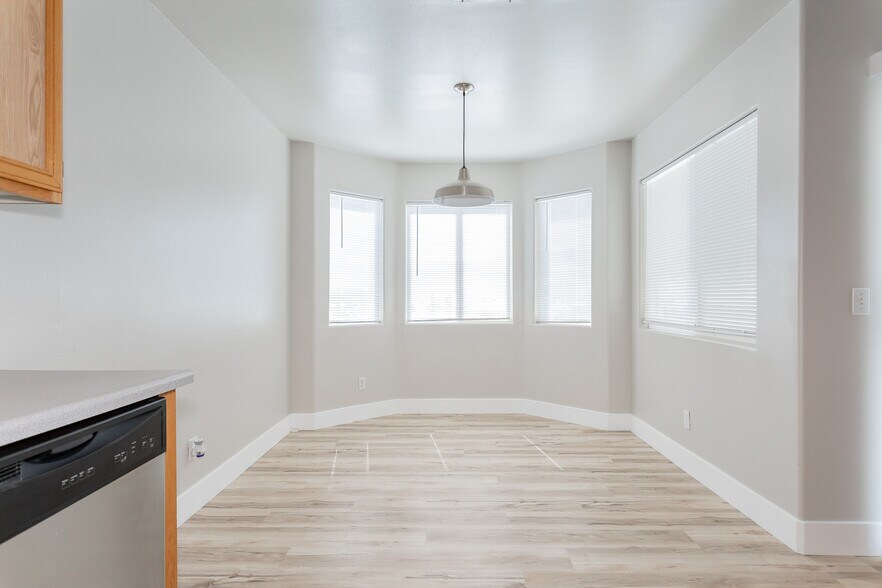 Building Photo - 1888 Big Horn St