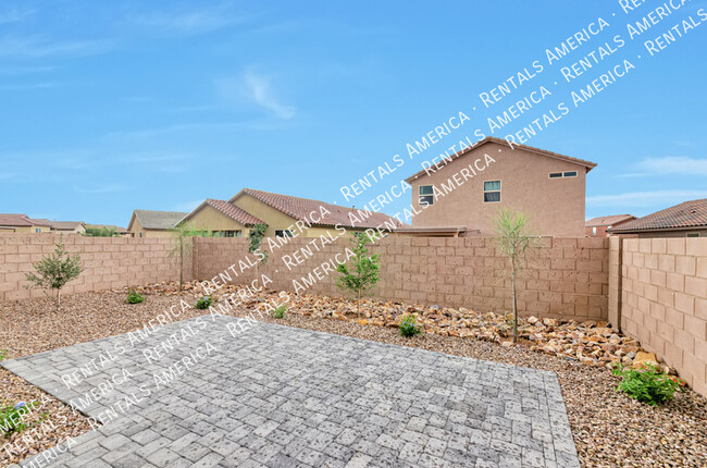 Building Photo - 8821 E Stone Meadow Cir