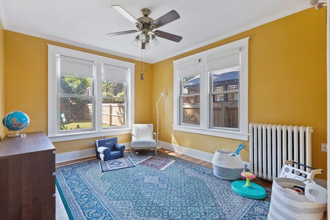 Building Photo - 1621 Linden Ave