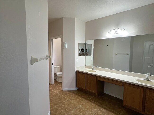 Building Photo - 19161 Timber Pine Ln