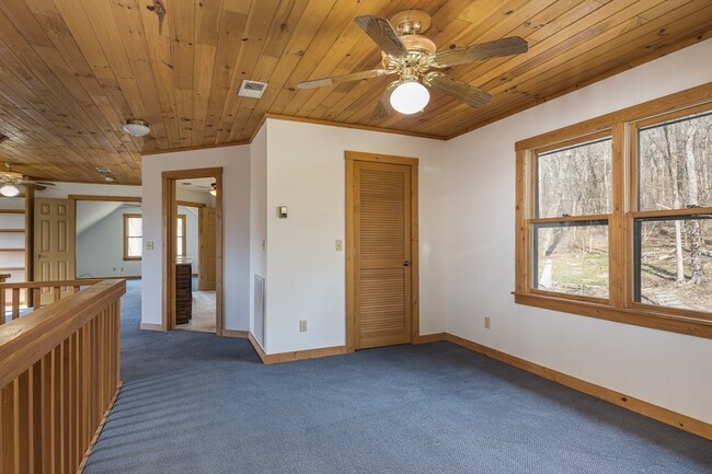 Building Photo - 1762 Burke Hollow Rd