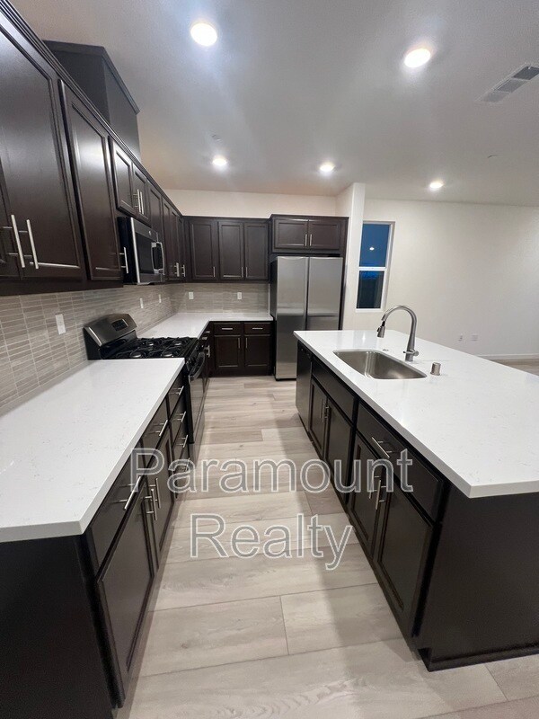 Building Photo - 5459 Knights Valley Ln