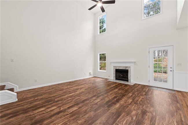 Building Photo - 3736 Castle View Ct