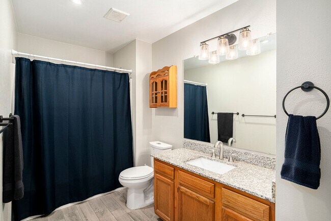 Building Photo - Great Home in West Loveland
