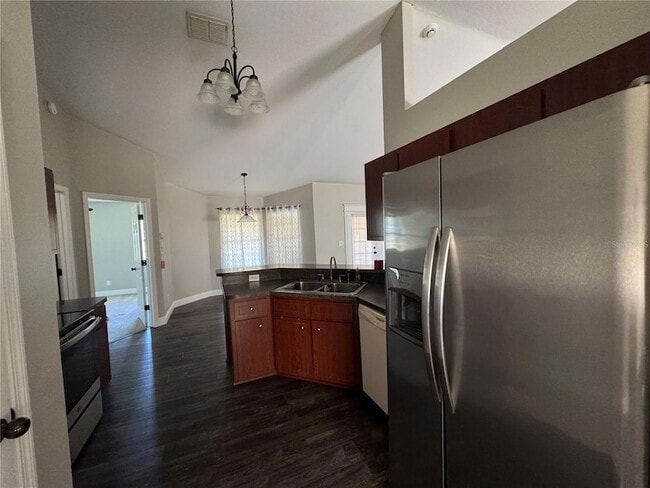 Building Photo - 5615 SW 138th Terrace