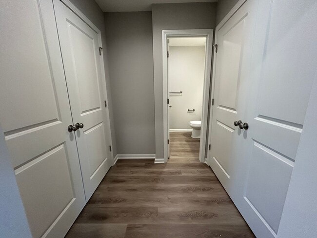 Building Photo - 640-642 Fall Meadow