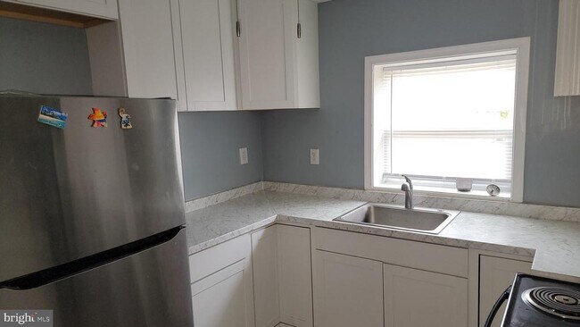 Building Photo - 22719 Lagoon Dr