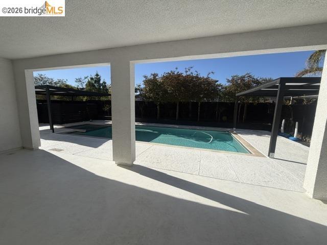 Building Photo - 9588 Pescadero Cir