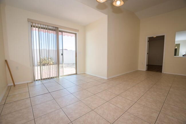 Building Photo - Beautiful home in the Holiday Resort Commu...