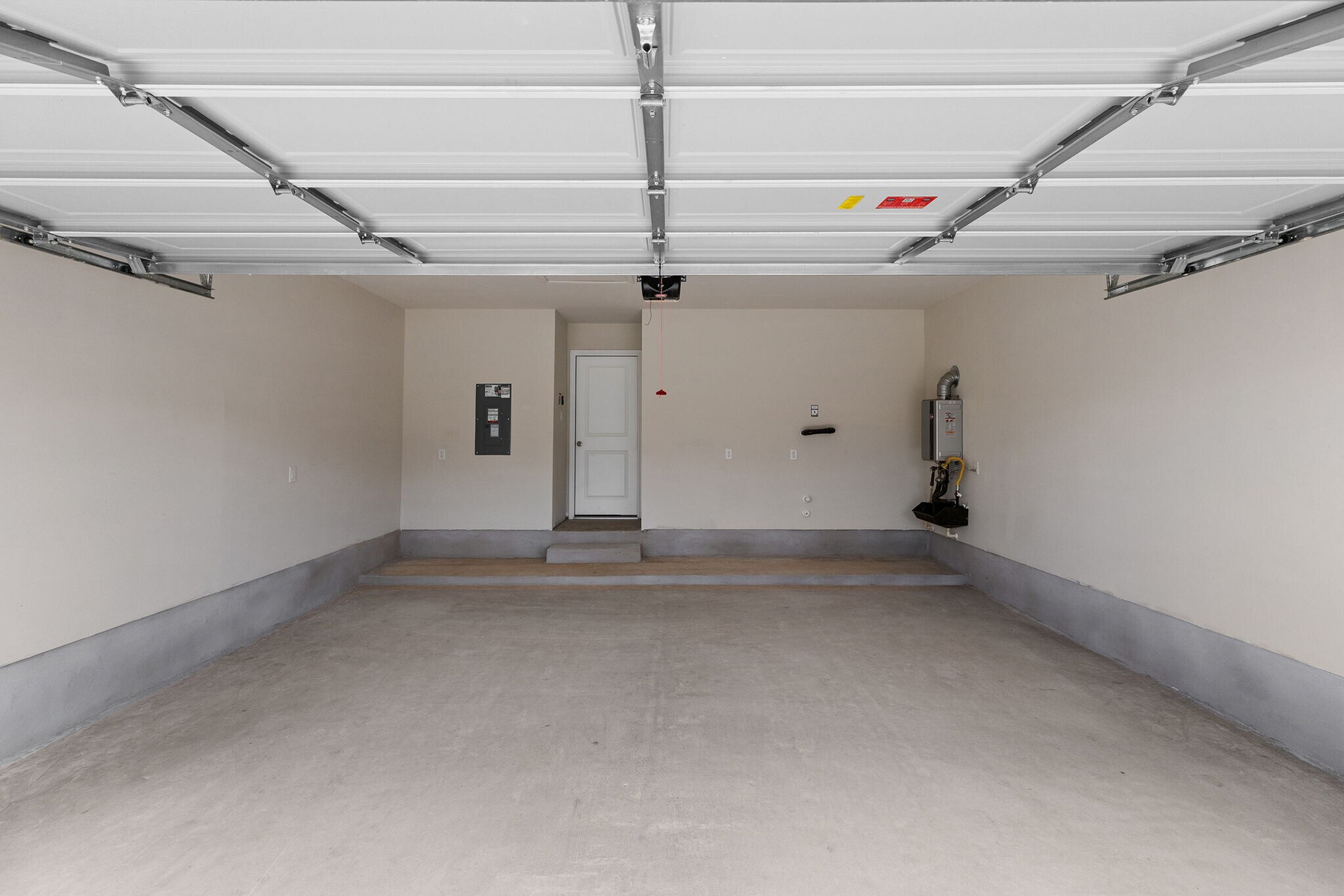 Building Photo - 821 Sun Grove Trl