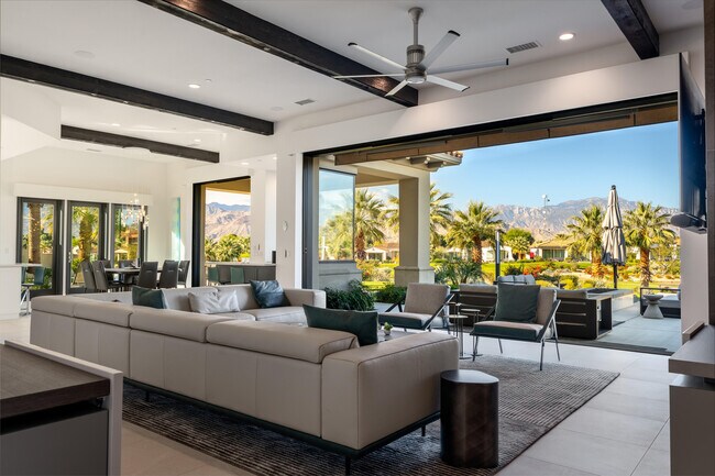 Building Photo - 75642 Via Livorno