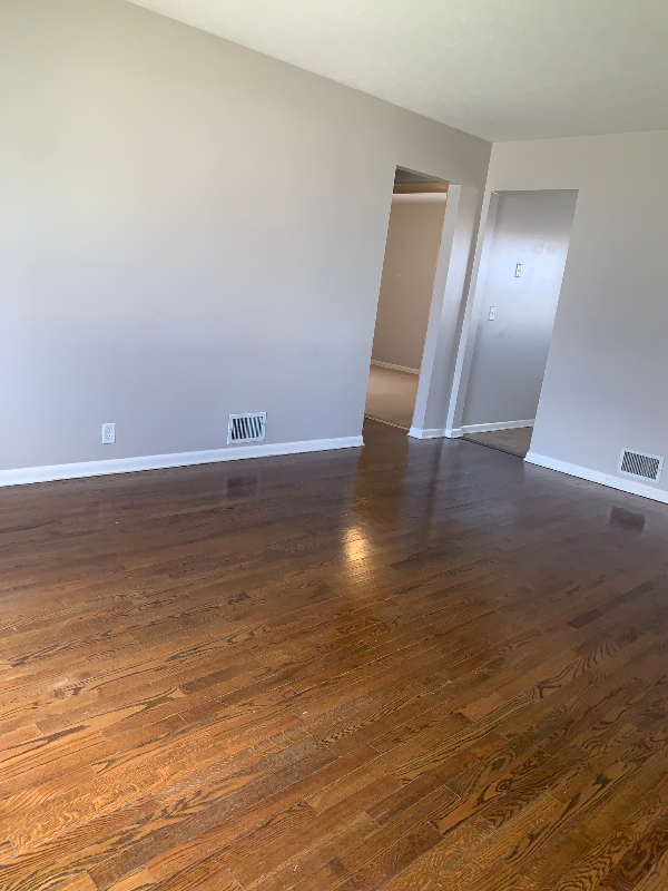 Building Photo - 3480 S 84th St