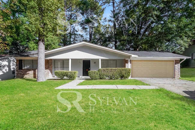 Primary Photo - Updated 3 bedroom rancher!