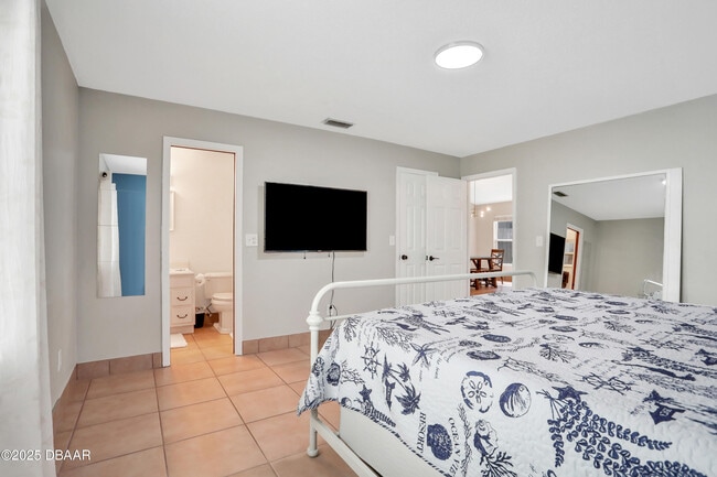 Building Photo - 44 Capistrano Dr