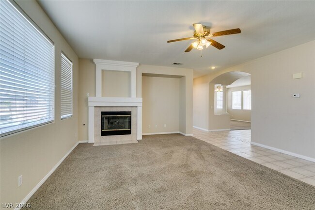 Building Photo - 2722 Woodflower Ave