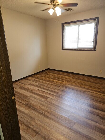 Building Photo - 2208 Piper Pl