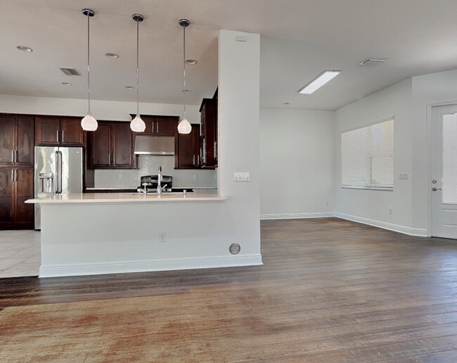 Building Photo - 2684 Tarragona Wy