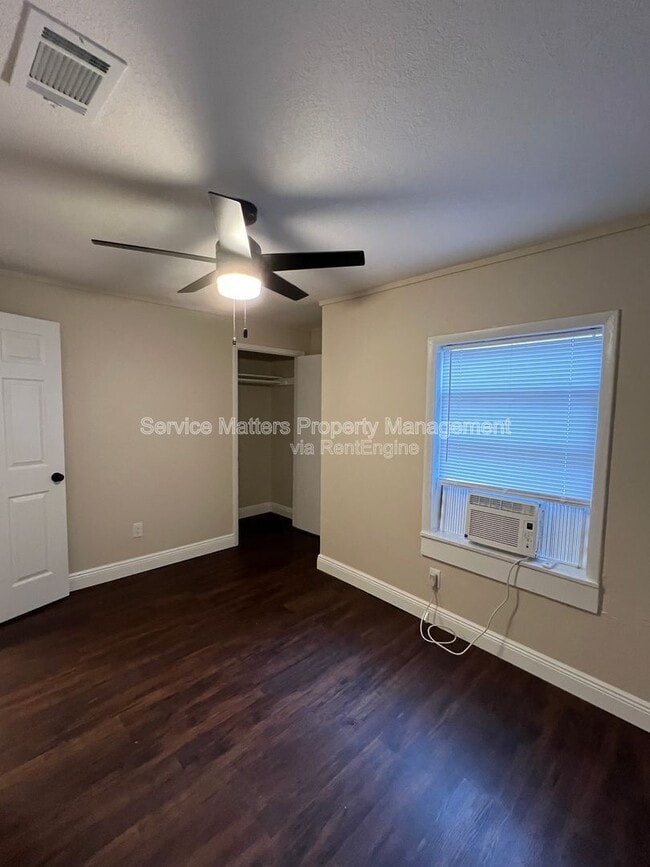 Building Photo - 1106 Doctor M.L.K. Jr Dr