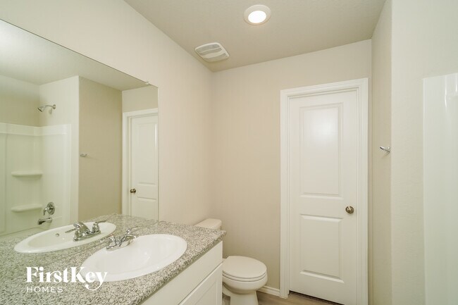 Building Photo - 10783 Prusiner Dr