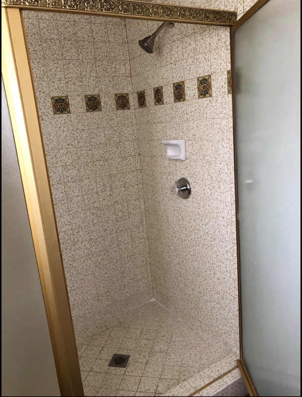 Building Photo - 3301 Ocean Dr