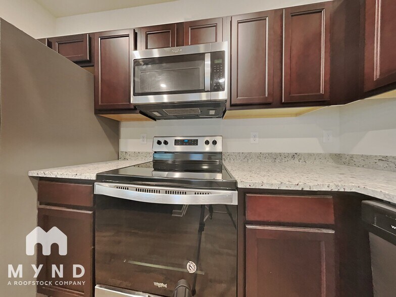 Building Photo - 6472 Mountain Home Way