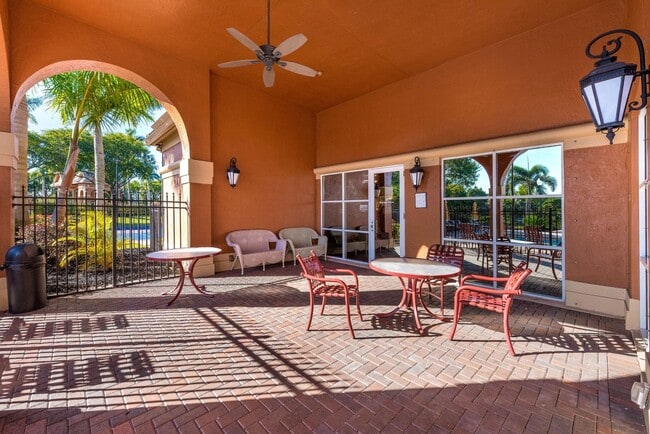 Building Photo - 102 Ibisca Terrace