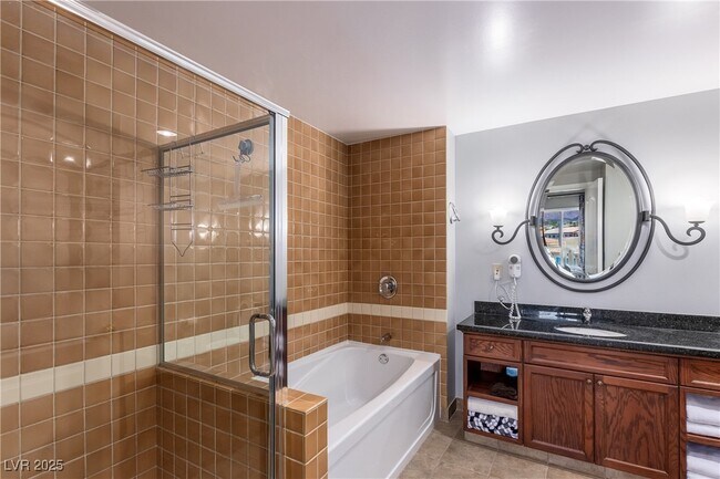 Building Photo - 30 Strada Di Villaggio