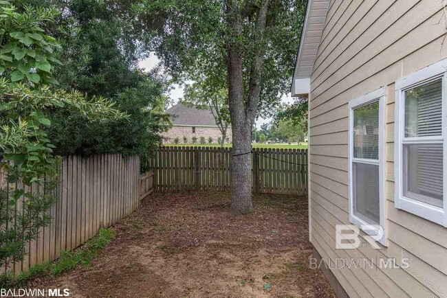Building Photo - 17460 Pandion Ridge