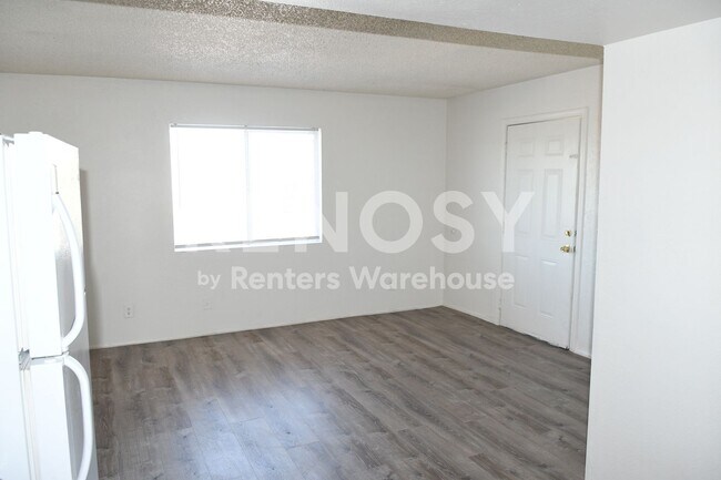 Building Photo - Ideal 1 Br 1 Ba Near Thomas and the 51 Behind the Children's Hospital in Phoenix