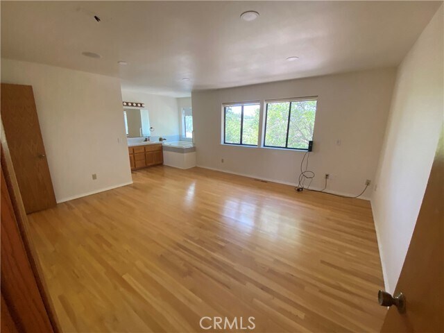 Building Photo - 19232 N Shore Ct