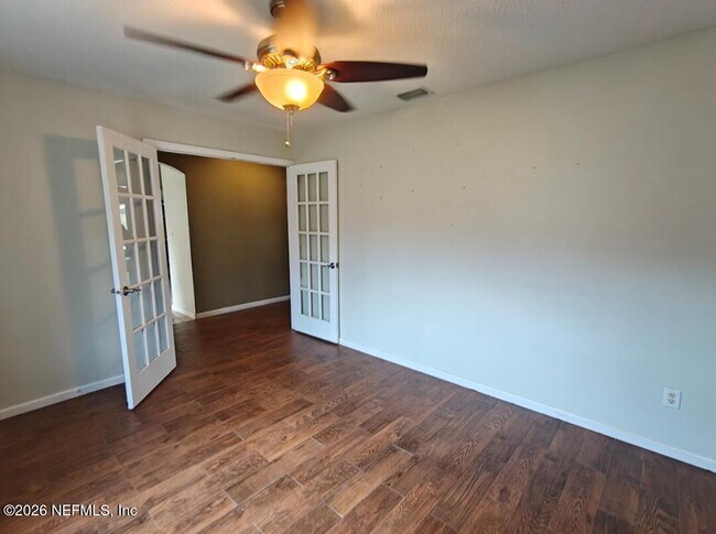 Building Photo - 4076 Everett Ave