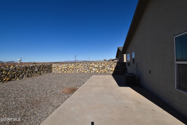 Building Photo - 7313 Brick Dust St