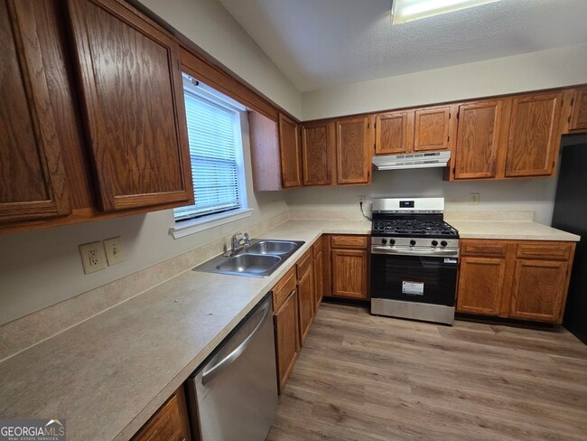Building Photo - 300 Handley Ct