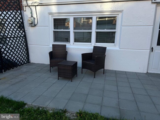 Building Photo - 3243 Lester Rd