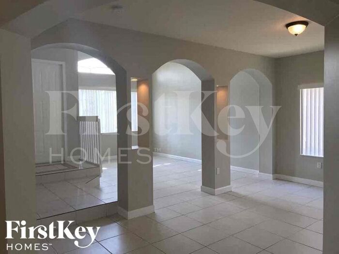 Building Photo - 15320 SW 141st Ct